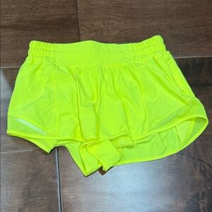 Lululemon Hotty Hot LR Short 2.5" *Lined size 4 - Neon